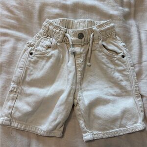 Zara boys 4t Drawstring Waist Cream Shorts